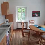 Wohlfuehlwohnung Im Gruenen Auf Pferdehof Lägenhet